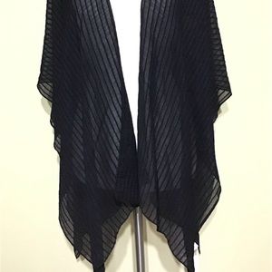 Not for sale      Francescas shawl NWT black lightweight
